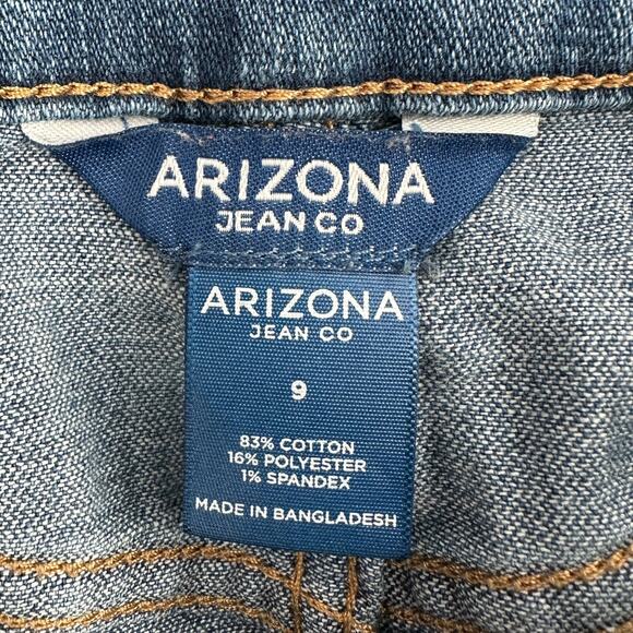 ARIZONA JEAN CO Blue Patchwork Frayed Hem Mini Five Pocket Denim Skirt Size 9 - Picture 3 of 6
